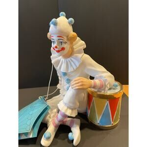 Between Acts Doulton Carnival of Clowns Figurine